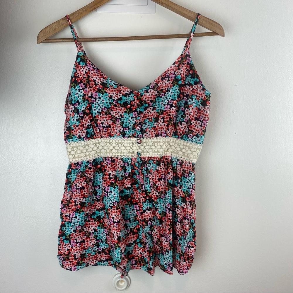 White Birch NWOT Floral Tank Babydoll Stitchfix Size Medium